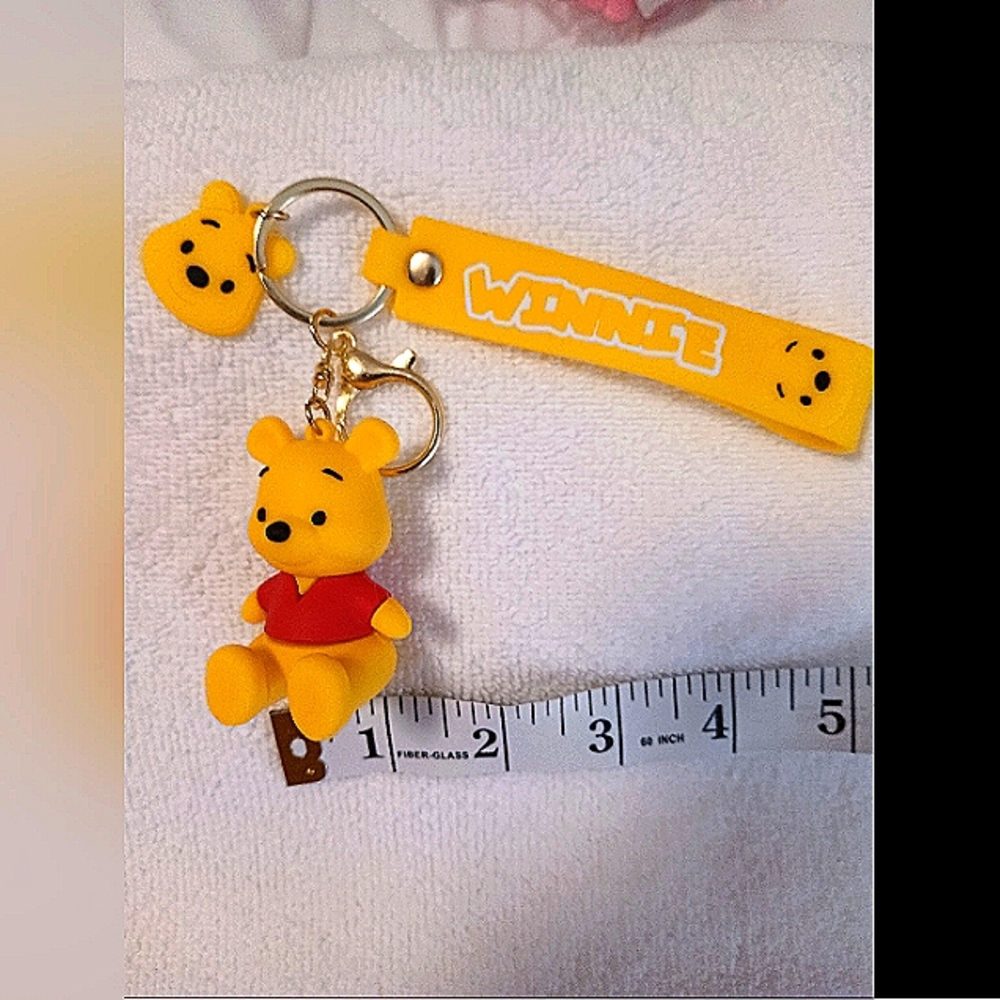 Pooh Keychain Sitting Wristlet Design Silicone Clip On New